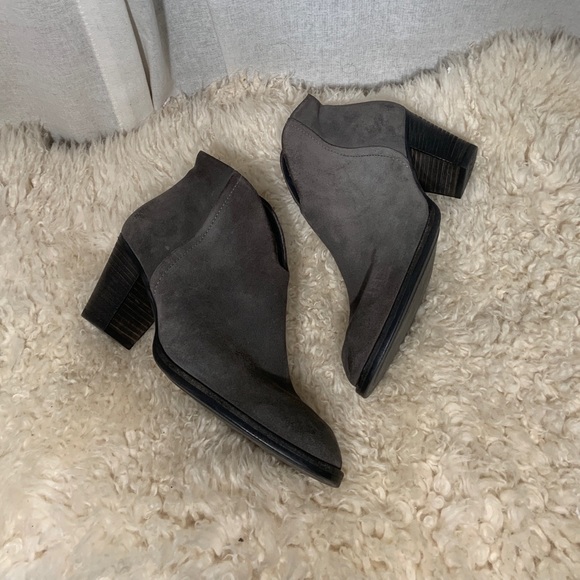 Paul Green Shoes - PAUL GREEN DELGADO GREY SUEDE ANKLE BOOTIES